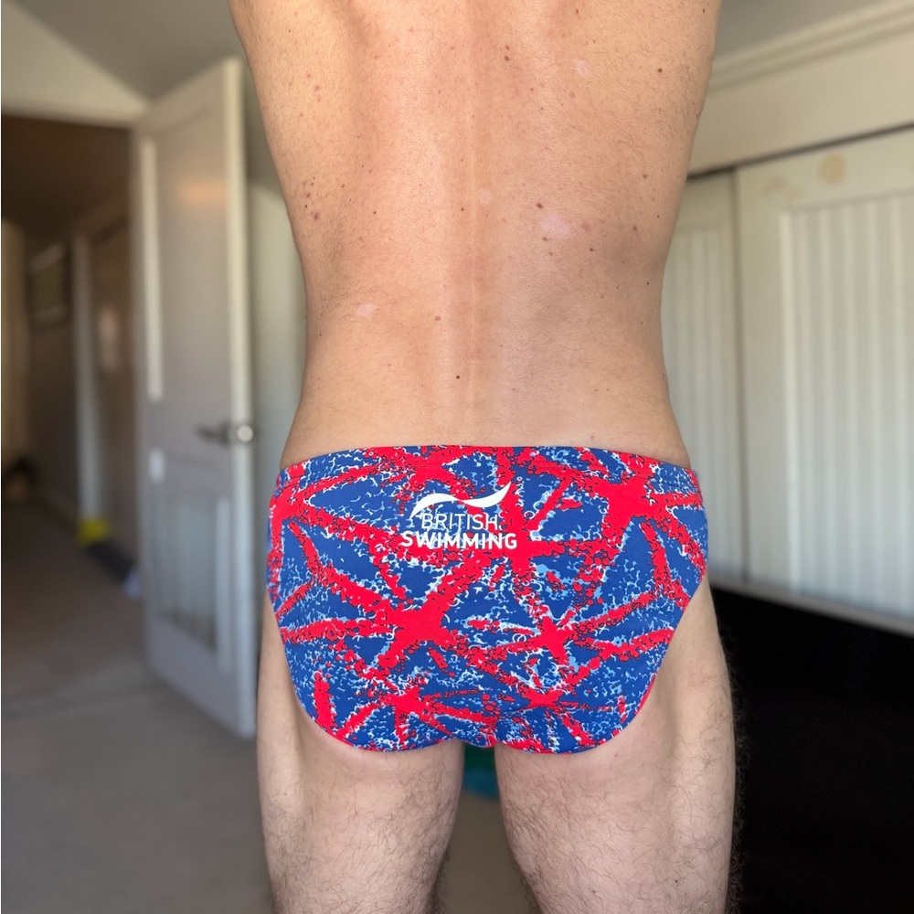 RARE British Swimming Tom Daley Speedo - Picture 3 of 6